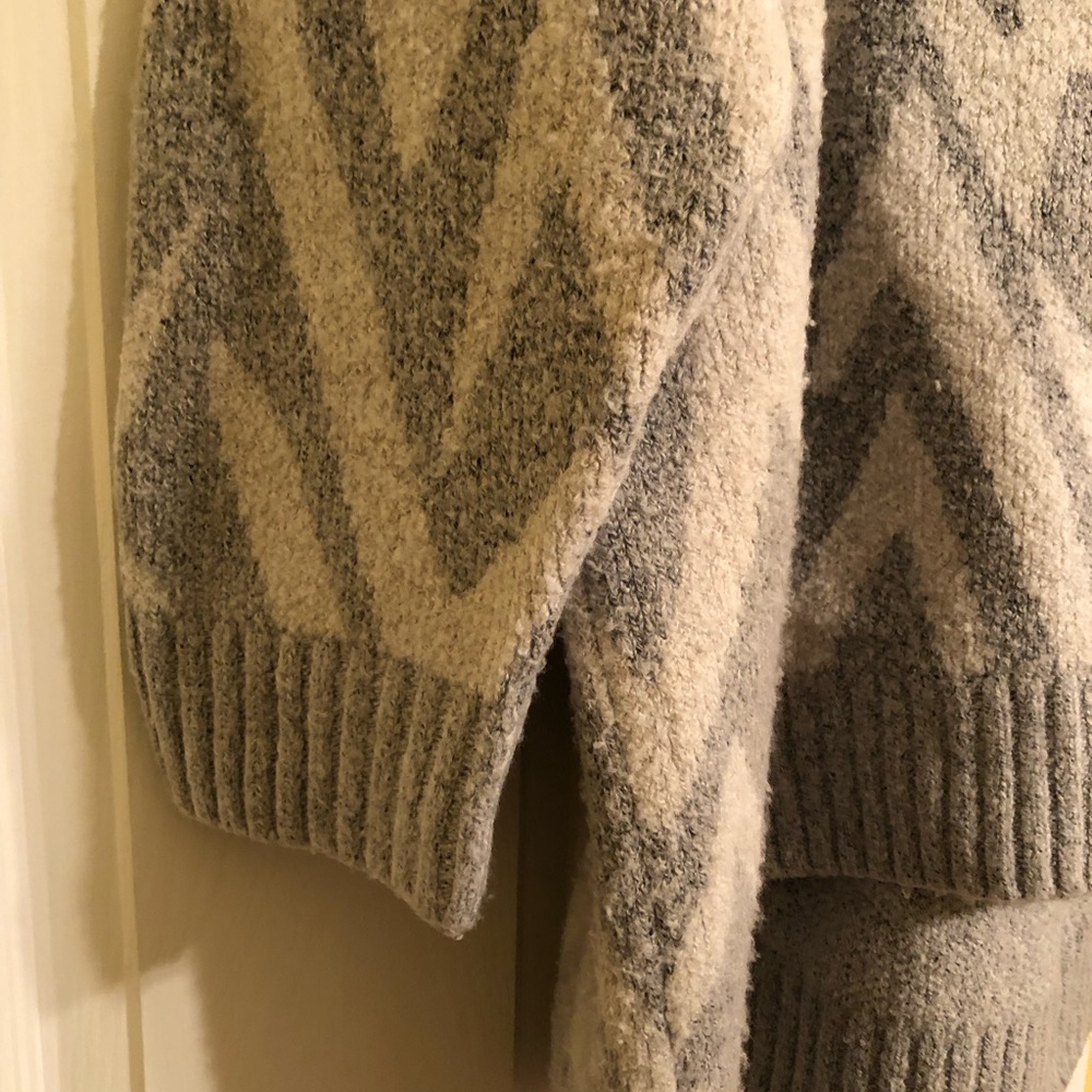 Lane Bryant long sleeved sweater - Picture 3 of 4